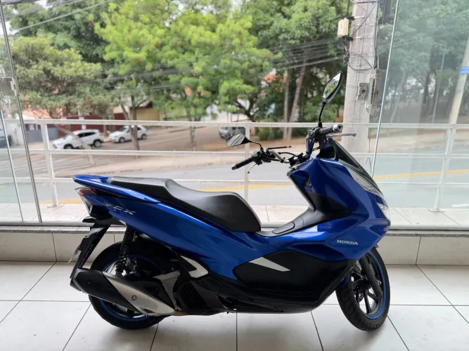 Honda PCX 150 - Cacule Motos