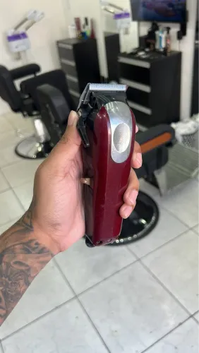 Máquina Wahl Magic Clipper 