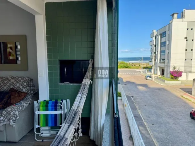 Apartamento vista mar à venda no Mar Grosso em Laguna