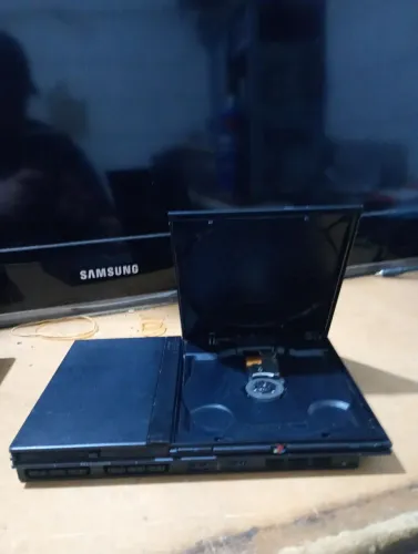 PlayStation 2 sem fonte sem controle e sem jogos