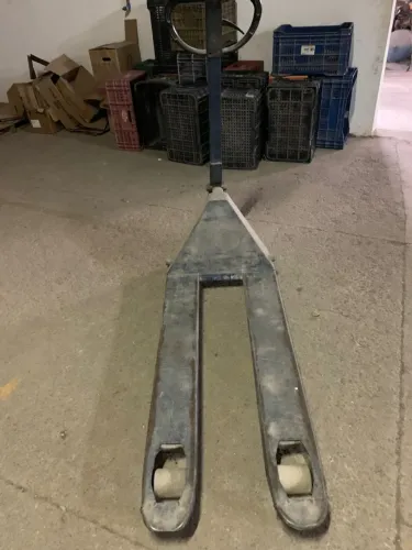 Transpaleteira (Paltruck) 2tonelada