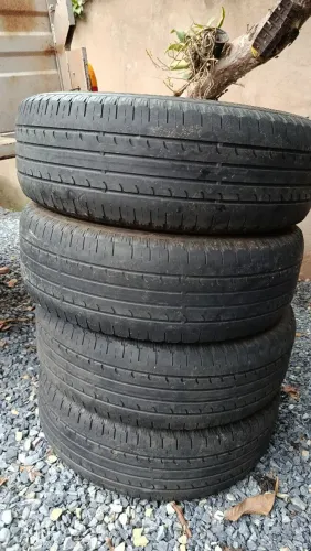 Pneus 205/65 R 16