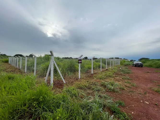 Área Comercial ai Lado da Perimetral Norte