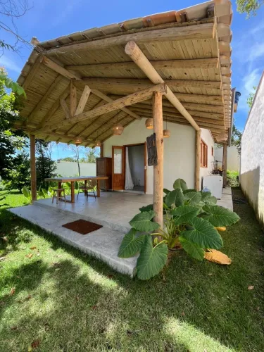 Casa em Condomínio à Venda no Bairro Vilas 2