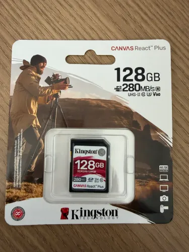 Cartão Kingston canvas react Plus 128gb