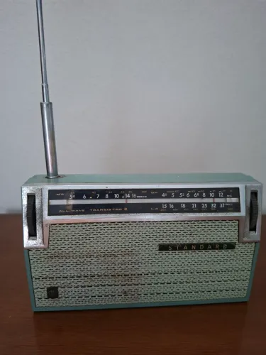 Rádio Standard - Antigo - Em Perfeito Estado - Oportunidade - Desapegando 