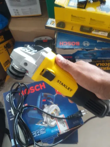 Esmerilhadeira Angular Stanley 750W 127V