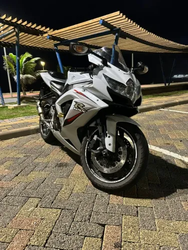 Suzuki GSX-R 750 SRAD 2011