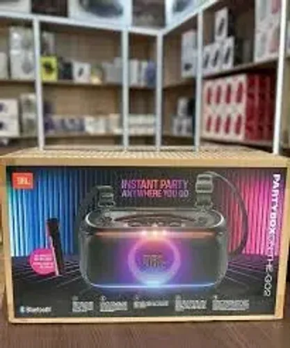 JBL Partybox On The Go 2 com microfone 