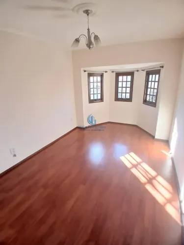 Apartamento para Aluguel no Centro de São Lourenço!! REF: AL115