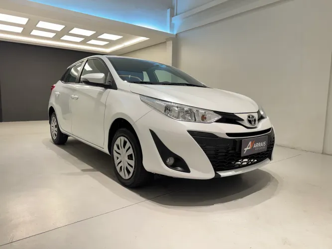 Toyota Yaris Live 1.3 Flex 16V 5P AUT 2021