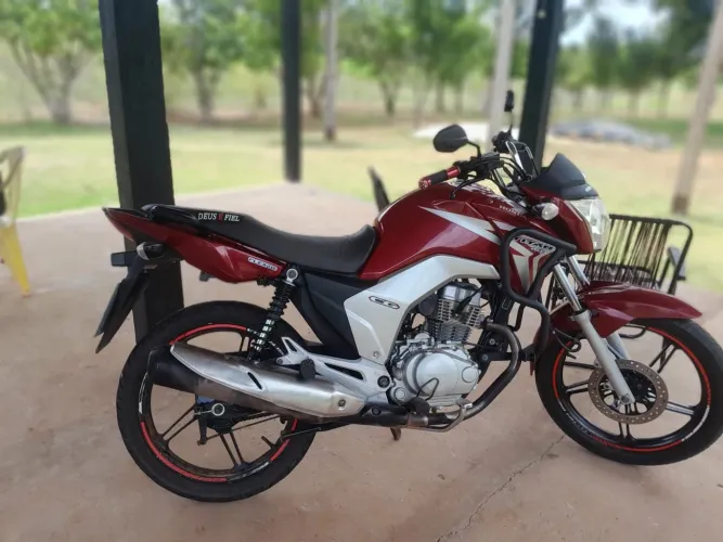 Titan 2014