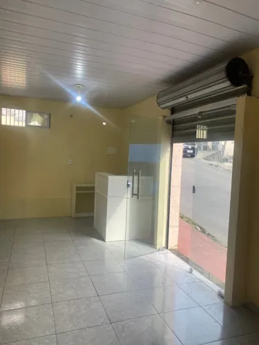 ALUGO PONTO COMERCIAL NO JAPIIM I