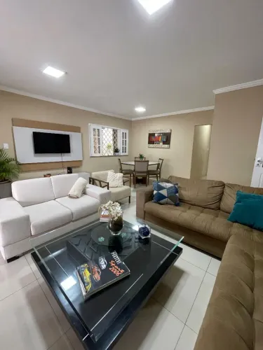 Casa no Cohajap com 3 quartos e piscina