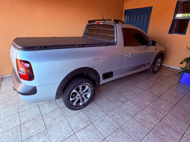 Volkswagen Saveiro Surf 1.6 MI Total Flex 2P 2015