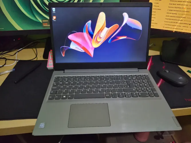 Lenovo S145 i3 8ª Geração | 8GB RAM | SSD 240GB + 930GB HD