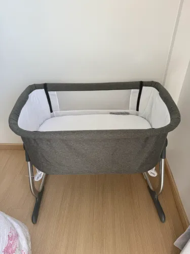 Berço Safety 1st - muito novo 