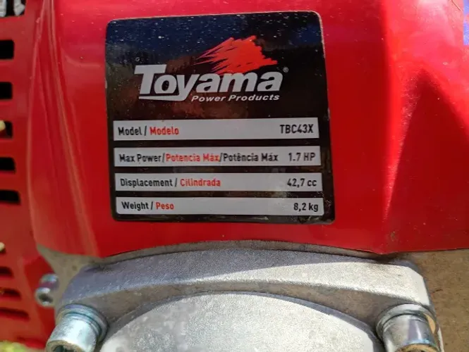Roçadeira TOYAMA TBC43 x