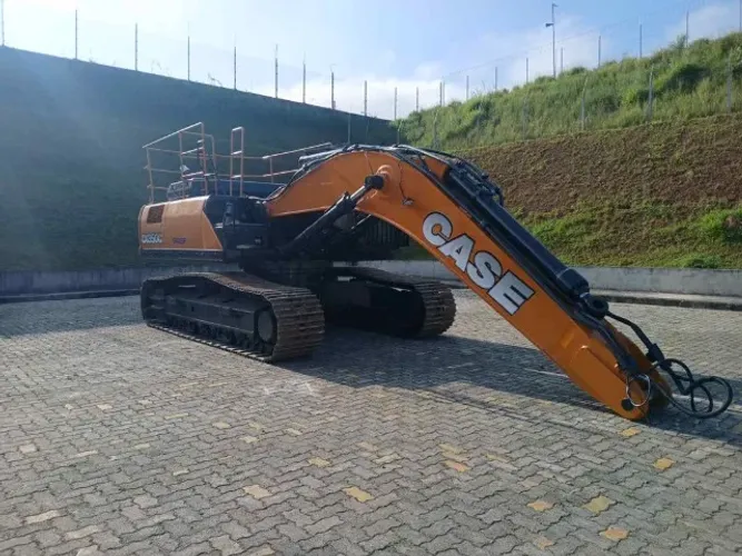 escavadeira hidraulica case modelo CX 350 35T