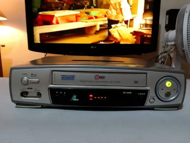 Video cassete LG cinemaster millennium 5 head bc490b sem controle