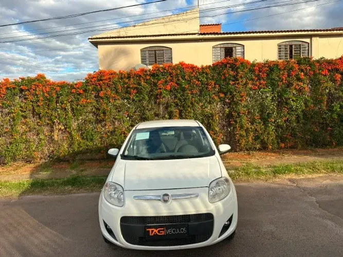 Fiat Palio Attractive 1.0 EVO Fire Flex 8V 5P 2013