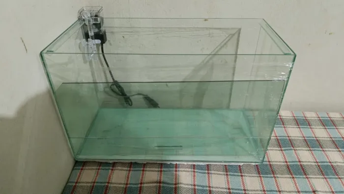 Aquário de 26 litros com substrato fértil de 1 kg