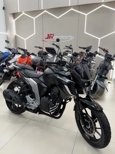 Yamaha fazer 250 2023 Preta