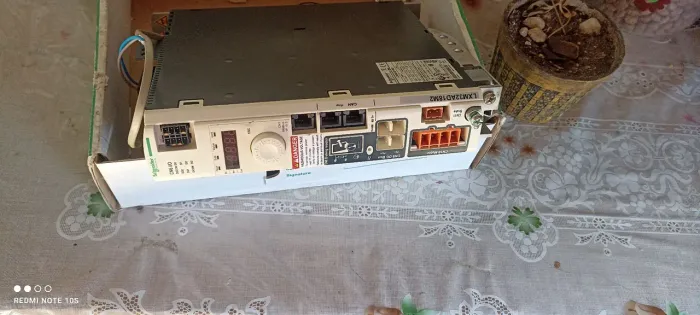 Servo Drive Schneider Electric Lexium 32 - Modelo LXM32AD18M2