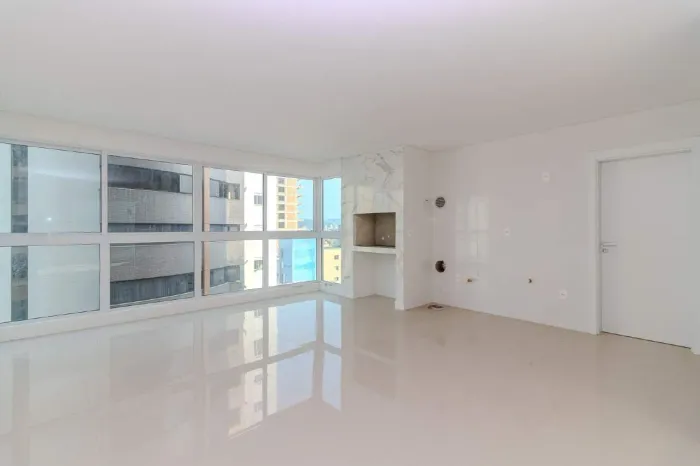 Apartamento 3 quartos 126m² Centro Balneário Camboriú