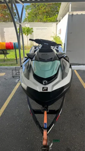 Jet Ski seadoo GTX 130