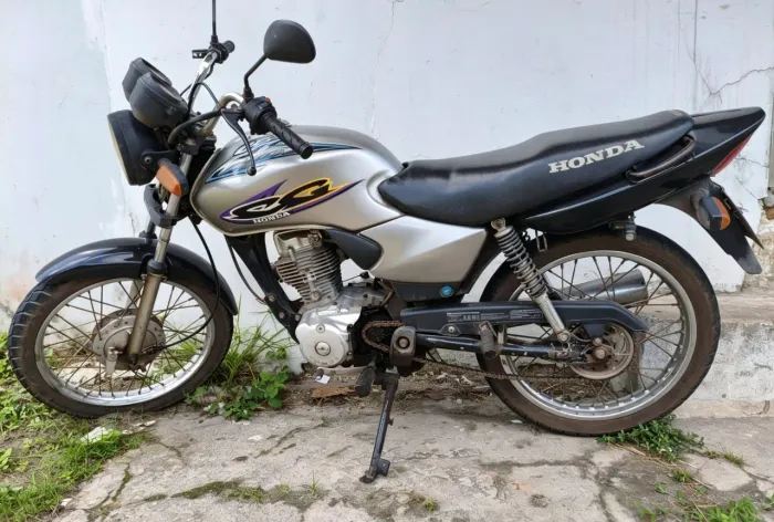 VENDO MOTO PARA INTERIOR HONDA CG 125<br>