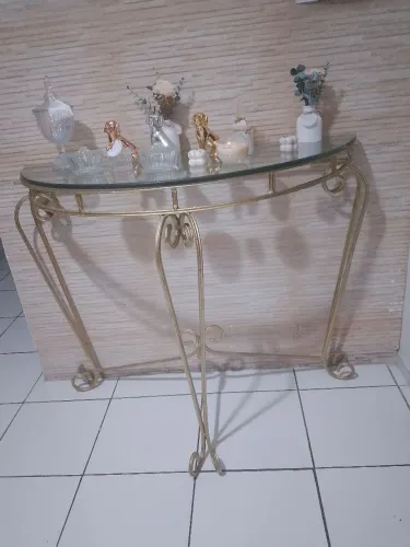 Vendo console lateral para decoração da sua sala de jantar. Meu contato * ZAP.