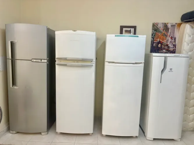 Geladeira Frost free , geladeira pequena , refrigerador 