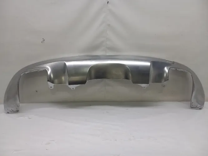 Aplique Parachoque Traseiro Mercedes Gla 250 14/17 C/detalhe