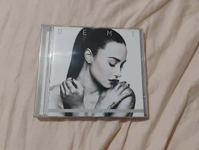 CD DEMI da Demi Lovato