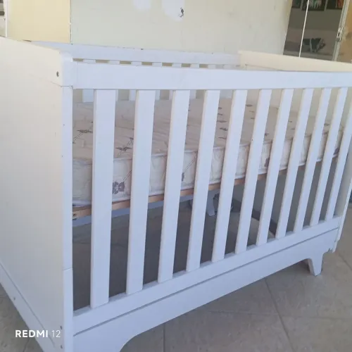 Berço + colchão bom estado