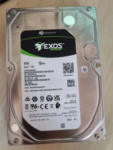 HD de 8tb Seagate para uso intenso 100% de saúde semi novo