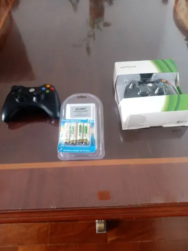 Xbox 360-controles novo e semi-novo com pilhas-recarregáveis