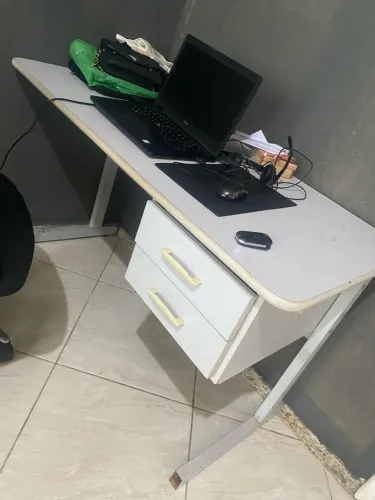 Mesa de escritório