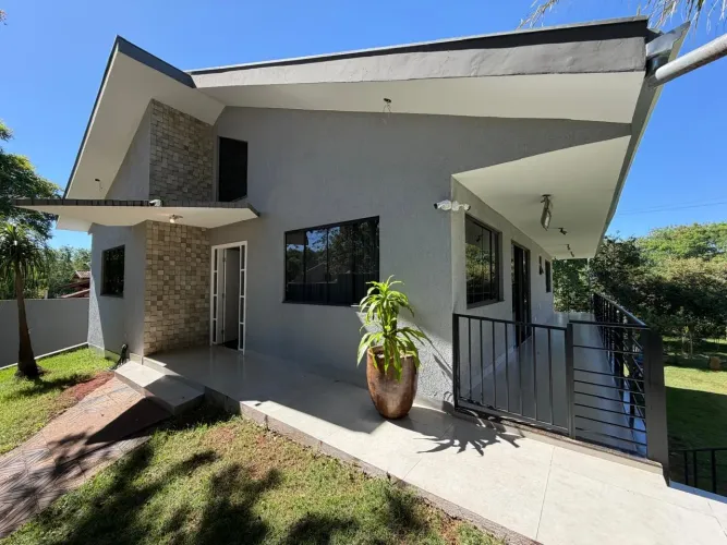 Sobrado com 4 dormitórios à venda, 319 m² por R$ 1.869.000,00 - Cidade Jardim - Maringá/PR