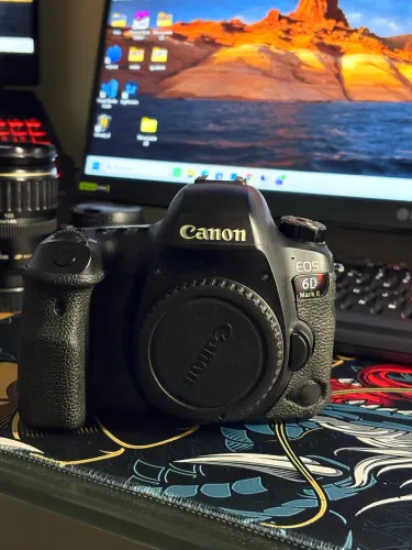 Canon 6D Mark II