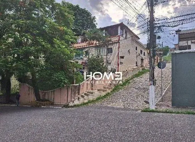 Casa com 4 dormitórios à venda, 192 m² por R$ 586.000,00 - Centro - Rio Bonito/RJ