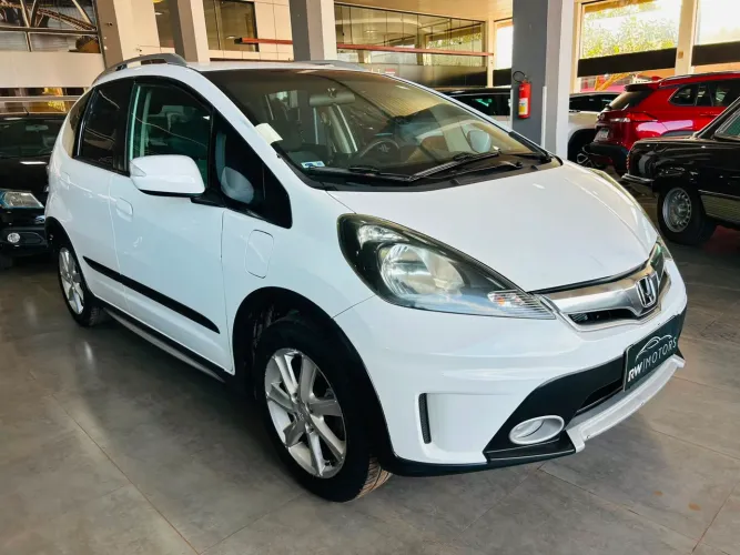 Honda Fit Twist 1.5 Flex 16V 5P Aut. 2013