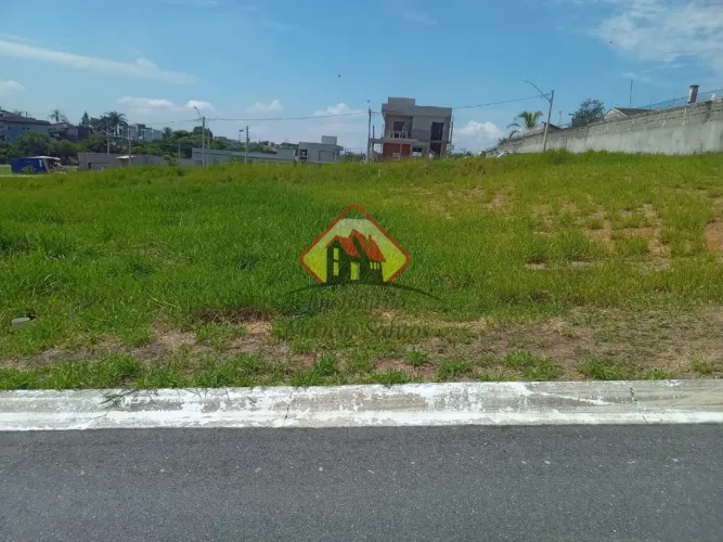 LOTE PLANO CONDOMÍNIO FECHADO COM LAZER