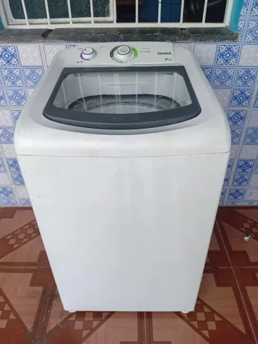 Máquina de lavar roupas 