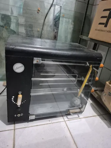Vendo Churrasqueira a gás Stang 