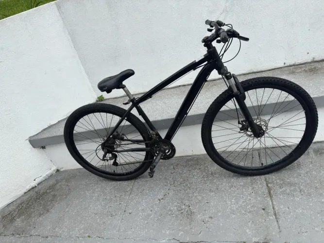 Vendo uma bike aro 29 em perfeito estado