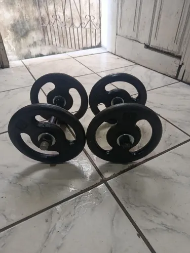 Par de halteres de 6/6 kilos. 12 kg ao todo