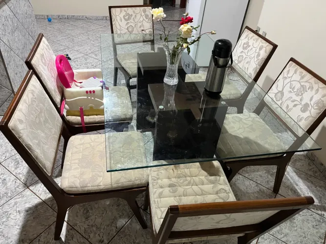 Mesa 6 cadeiras