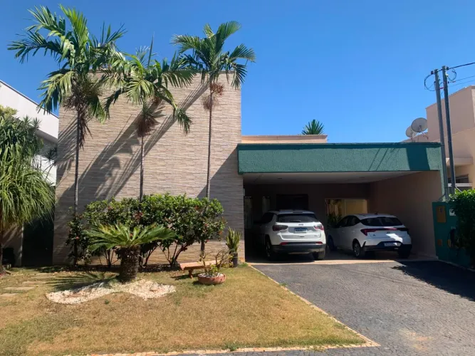 Casa semi-mobiliada com 04 suítes no Jardins Lisboa - 225m² - Goiânia/GO